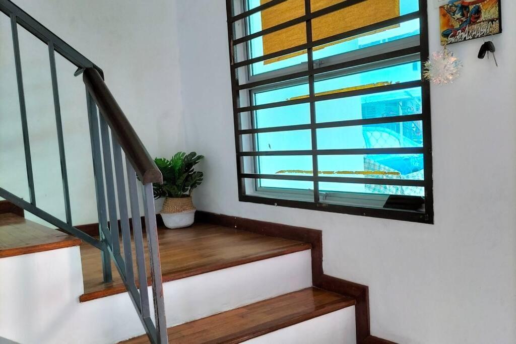 Iris 55 Corner Lot House Spacious Outdoor With Wi-Fi Johor Bahru Exterior foto